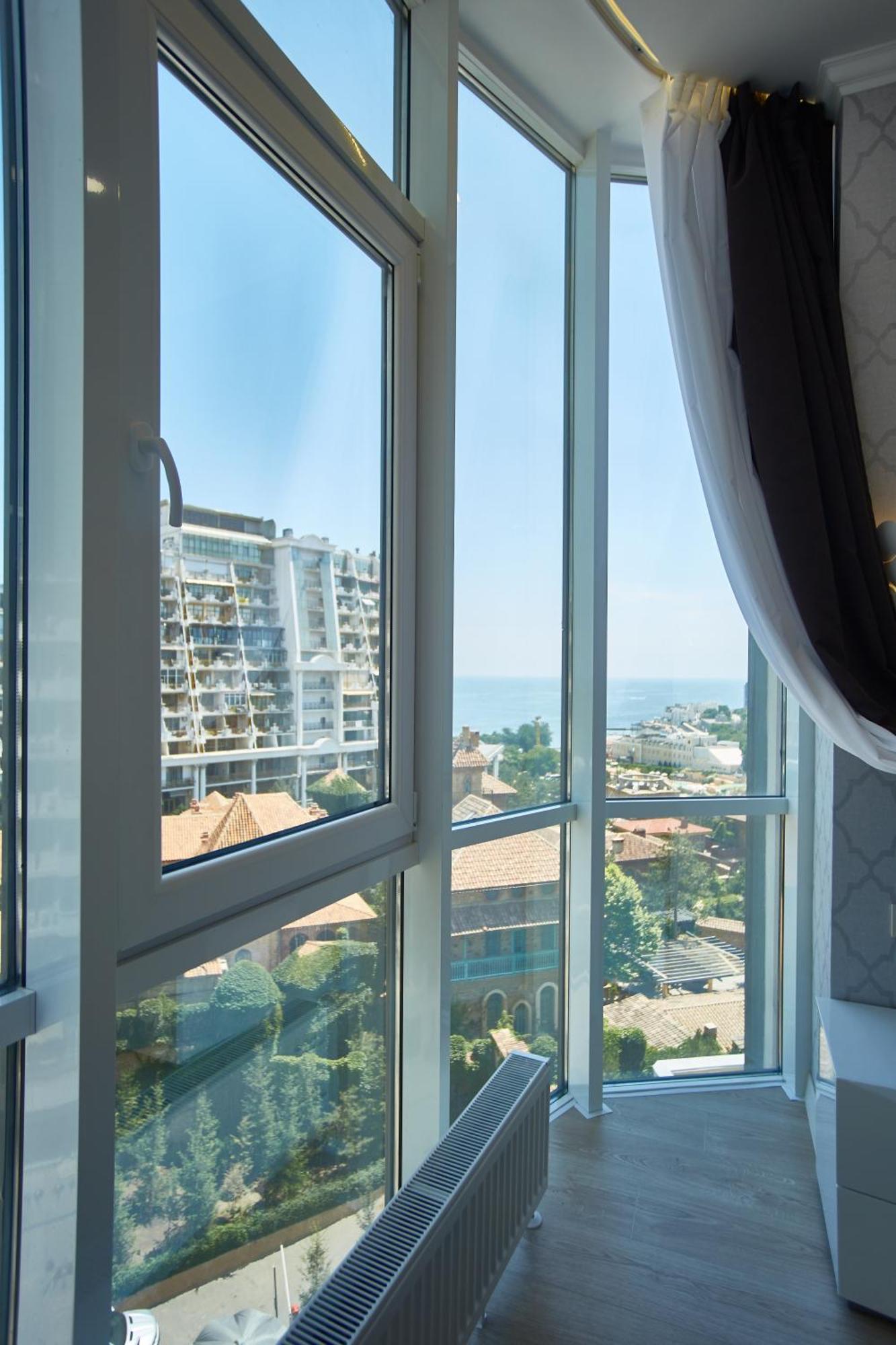 Panoramic Plaza Apartments Одесса Номер фото